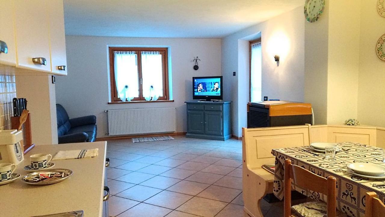 Casa Rossi Lejlighed Le Grazie  Eksteriør billede
