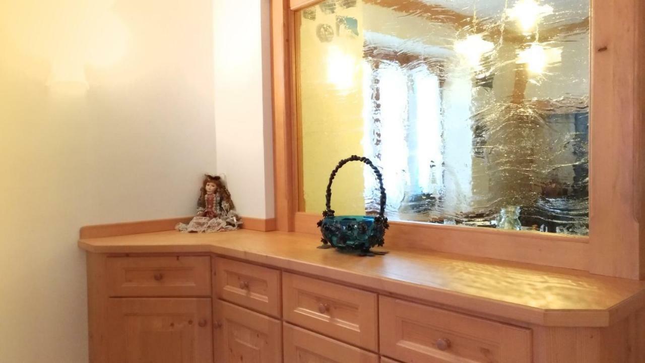 Casa Rossi Lejlighed Le Grazie  Eksteriør billede