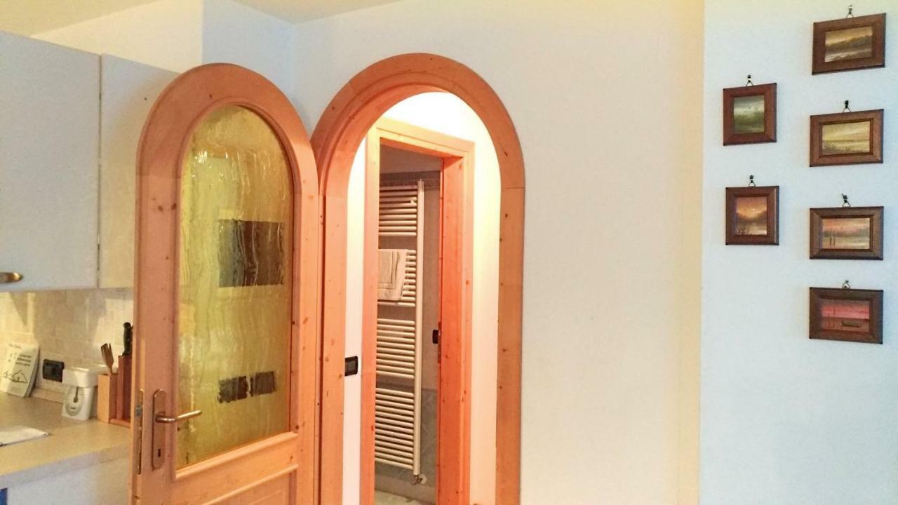 Casa Rossi Lejlighed Le Grazie  Eksteriør billede