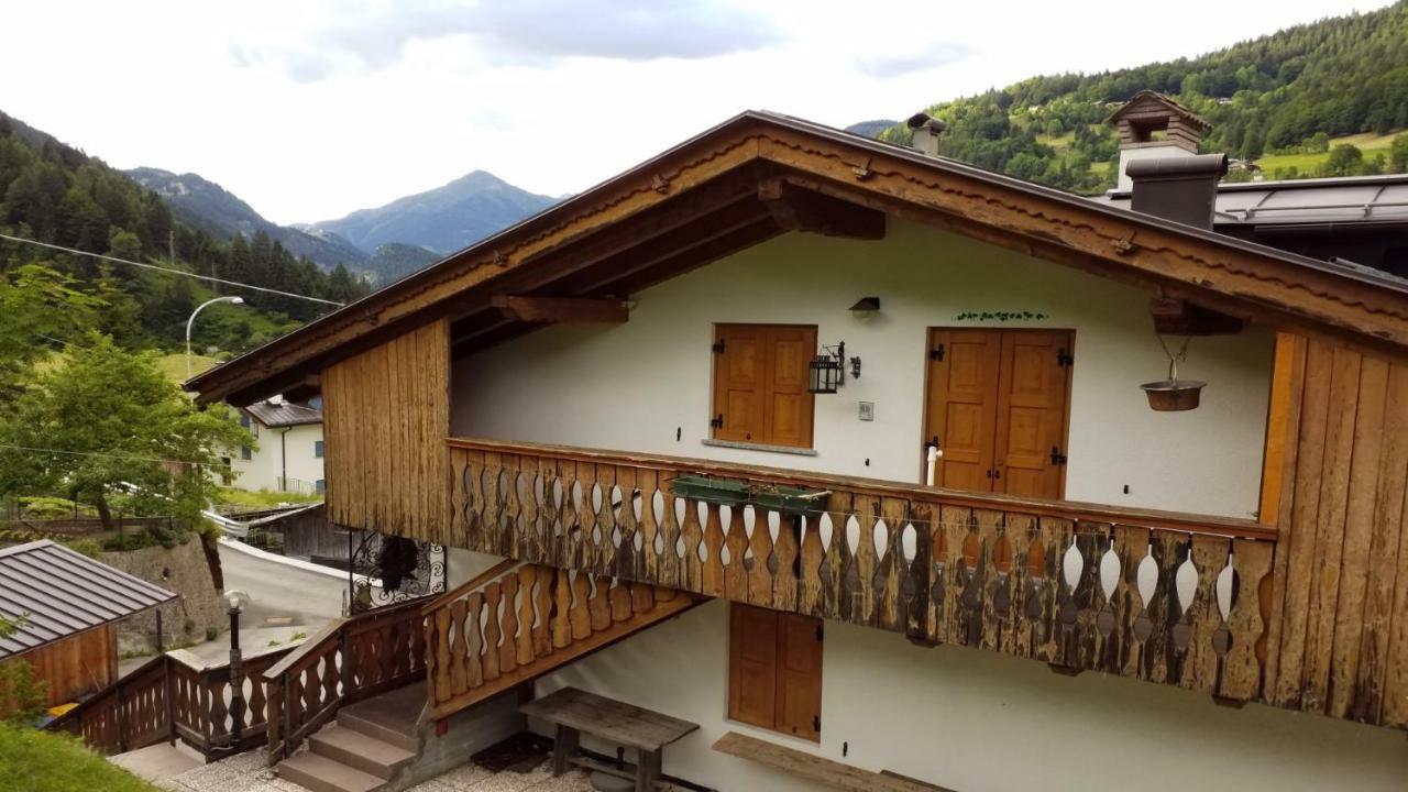 Casa Rossi Lejlighed Le Grazie  Eksteriør billede